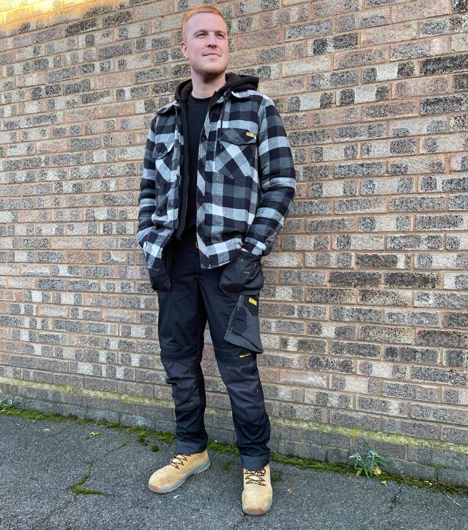 Banner Content Image: https://www.toolmonkey.co.uk/images/banner/source/dewalt_bridgeport_desktop_1.6LUV5n2i6W.jpg?t=1701276062