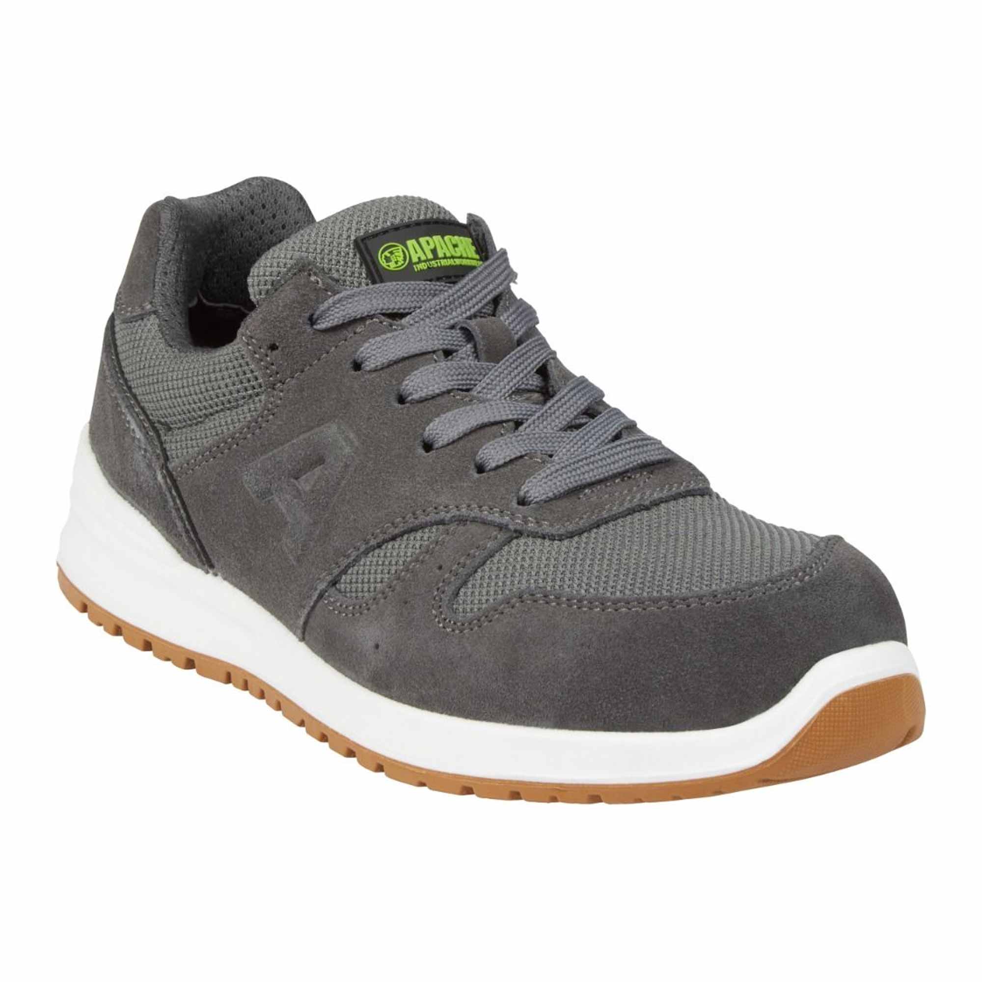 apache work trainers